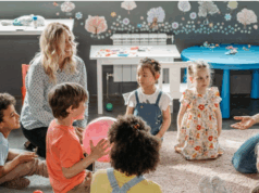 Yvette (37) werkt bijna voor niets door torenhoge kosten van kinderopvang