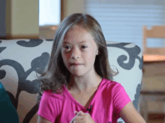 Artsen wilden haar laten opnemen, nu schittert ze als internationaal topmodel met het syndroom van Down