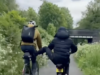 Fatbiker overschrijdt alle grenzen: bekijk de schokkende beelden