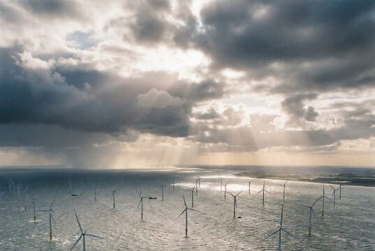 Onderzoek: miljarden belastinggeld naar windparken op zee, milieuwinst weegt niet op tegen de kosten